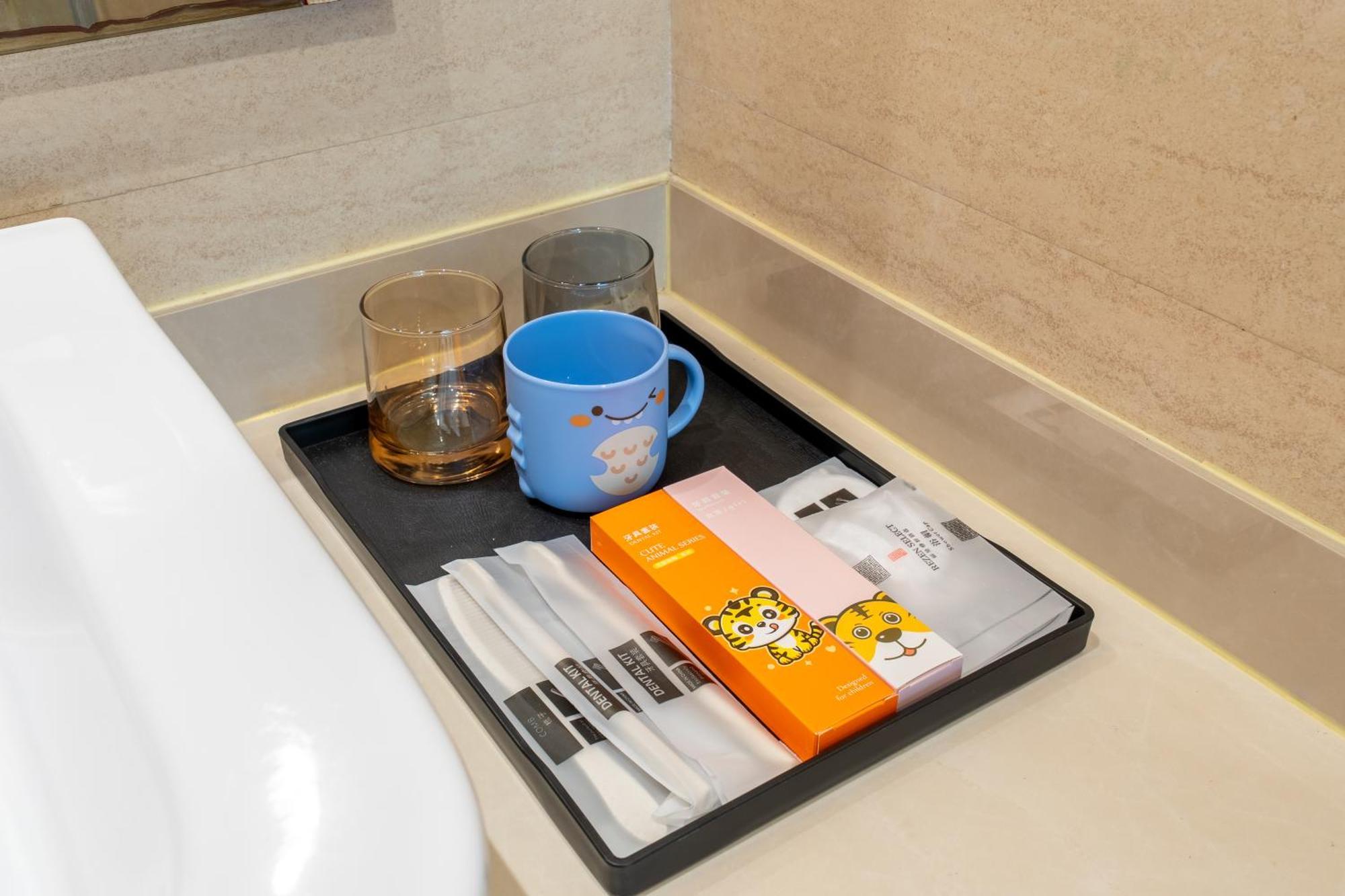 Rezen Select International Hotel